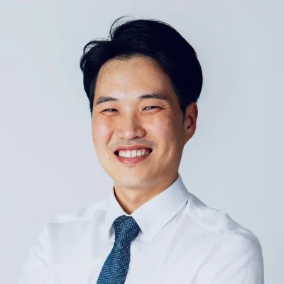 Dr. John Lee, our chiropractor in Korummbura providing chiropractic care for migraine